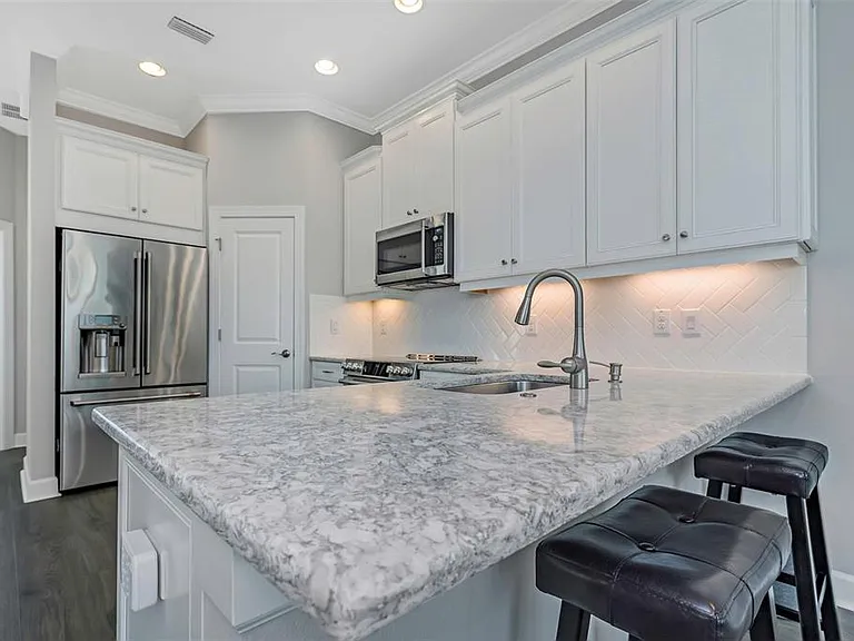4063 Rocky Shores Dr — Photo 5