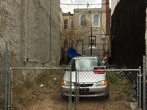 5th image of 3757 N Darien St