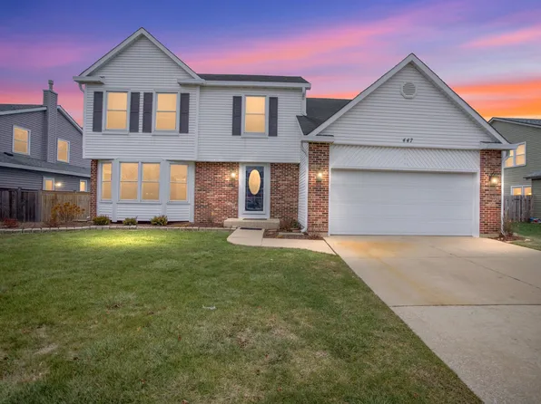 447 Stonewood Cir, Carol Stream, IL 60188