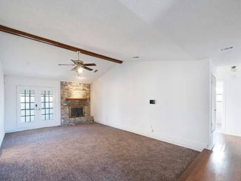 1611 Big Bend Dr — Photo 14