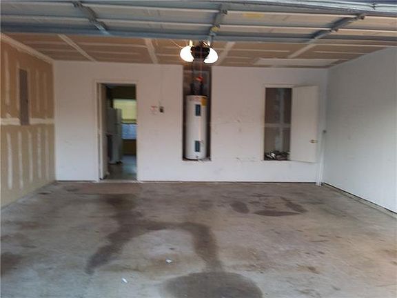 2nd image of 2408 Kelton St