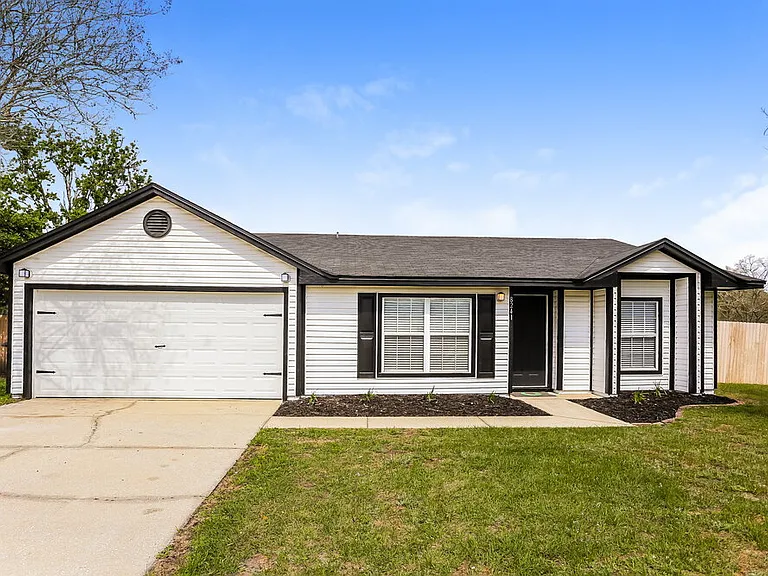 8241 Dover Cliff Ct — Photo 1