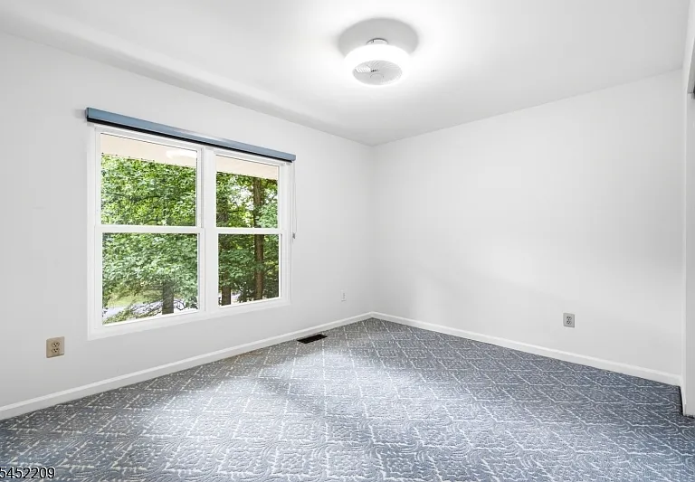9 Stirrup Way — Photo 26