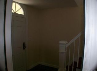 49 Culloden Rd #2, Stamford, CT 06902