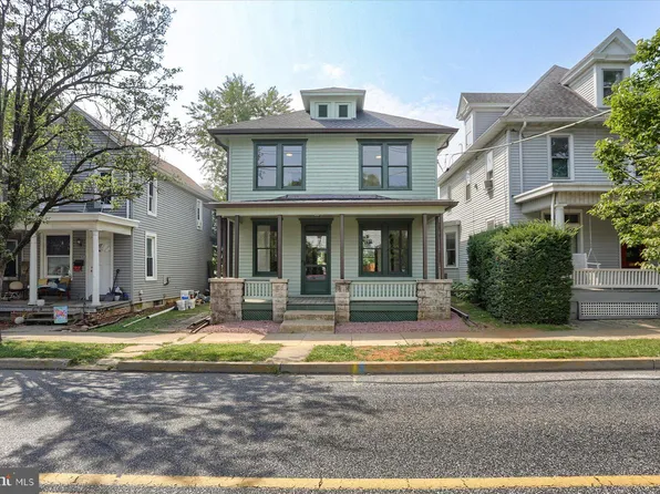 421 W Simpson St, Mechanicsburg, PA 17055