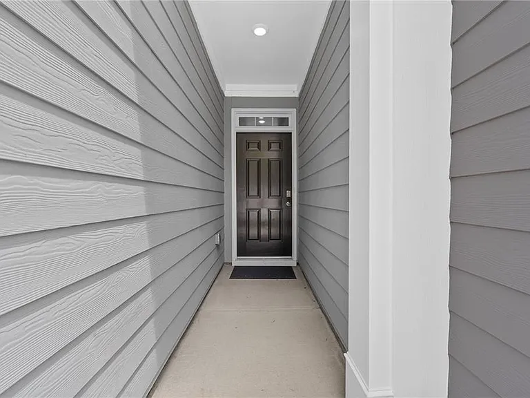 3341 Greyton Dr — Photo 4