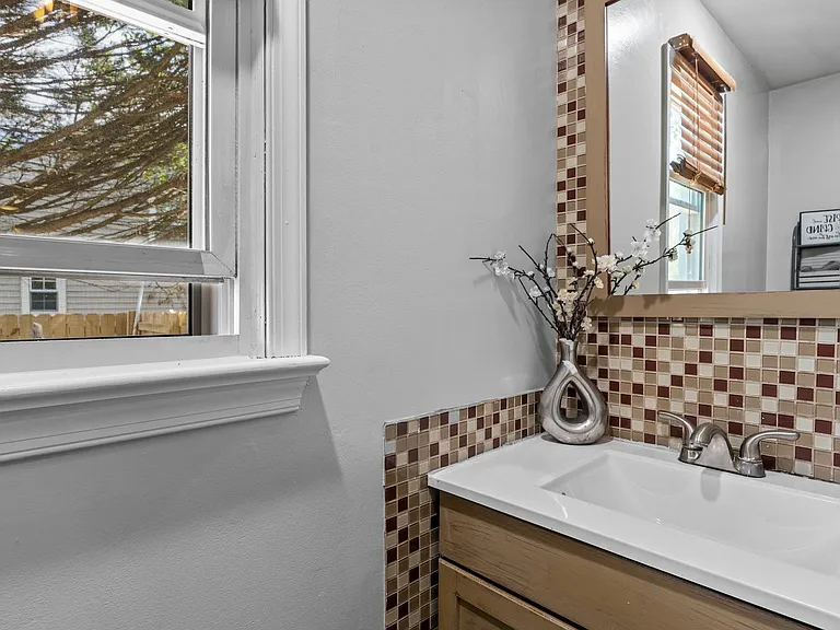 435 Currituck Dr — Photo 35