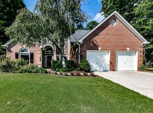 7005 Surrey Dr, Woodstock, GA 30189