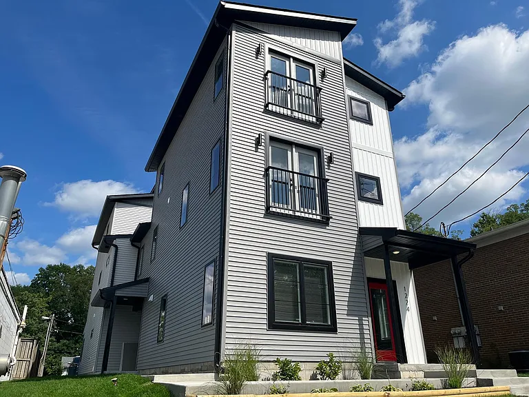 1224 N Madison St #A — Photo 2
