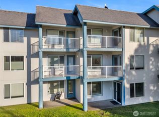 Breakers Condominiums, Bldg D, Long Beach, WA 98631