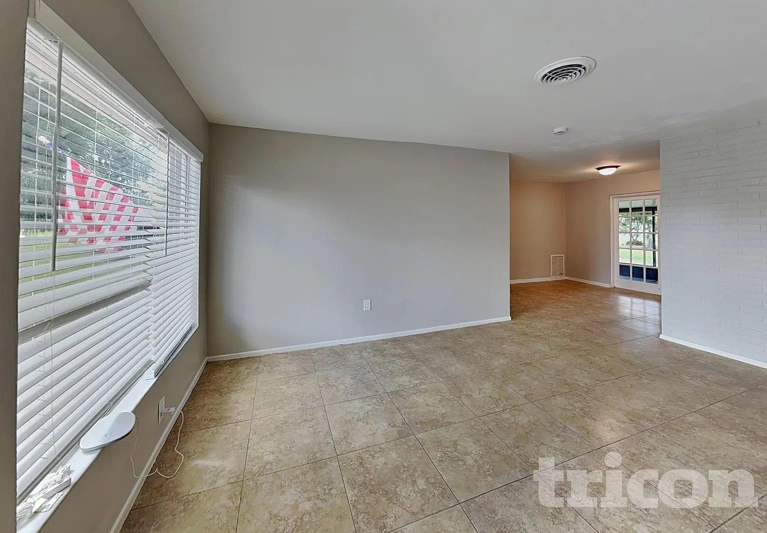 3708 Lei Drive Sarasota FL — Photo 3