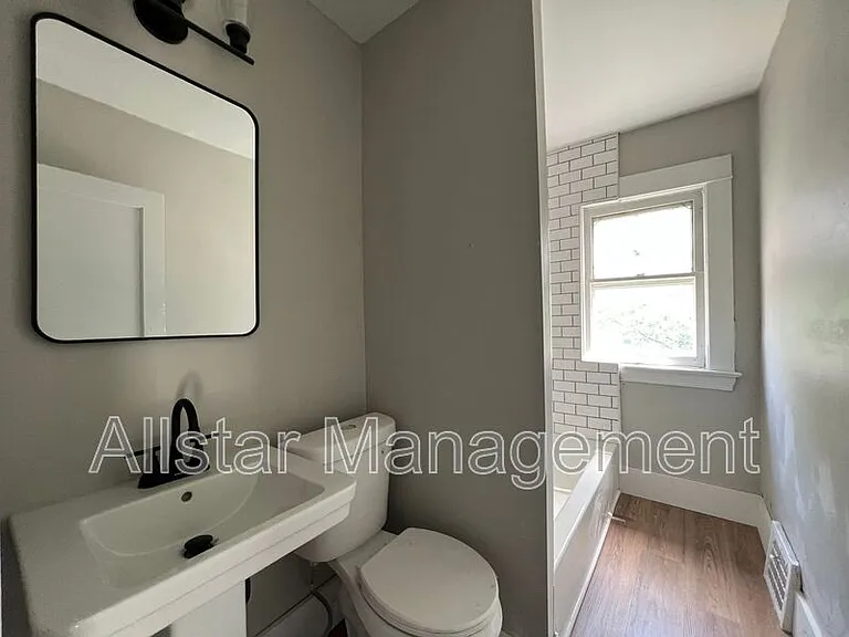 8201 Denison Ave #DENISON AVENUE 8201 — Photo 20