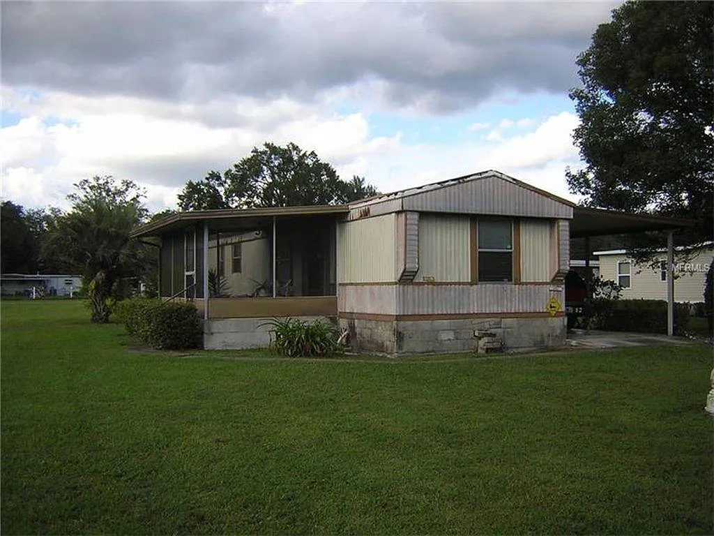 2 bed, 1000 sqft, $1,300 — Photo 4