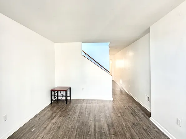 539 Gold St, Baltimore, MD 21217