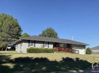 3550 SE 36th St, Topeka, KS 66605