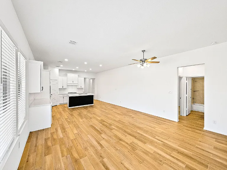 12323 Aurora Basin — Photo 9