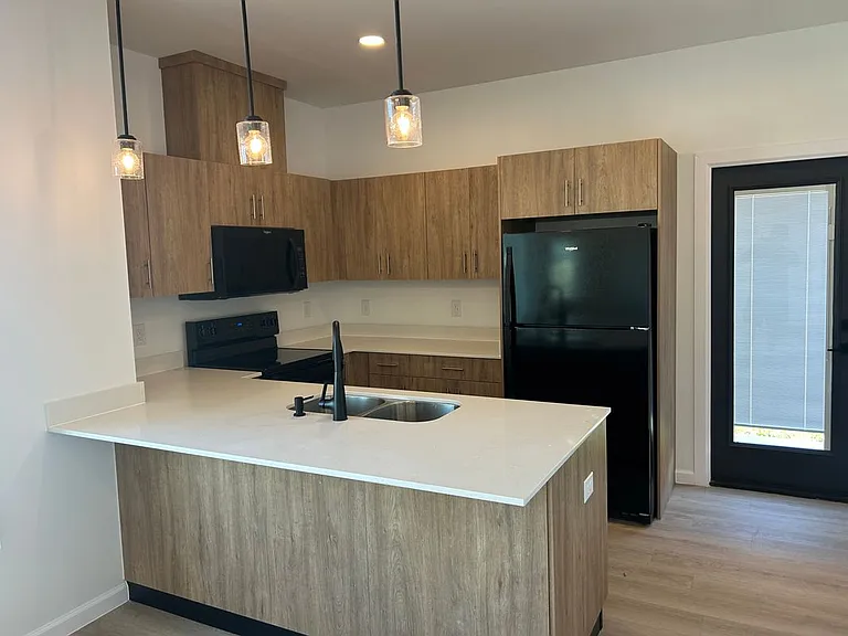 3536 Hidalgo St #D — Photo 3