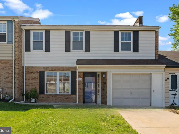 6305 Powder Horn Ct, Bensalem, PA 19020