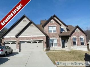 1522 Hunters Meadow Dr, O'Fallon, MO 63366