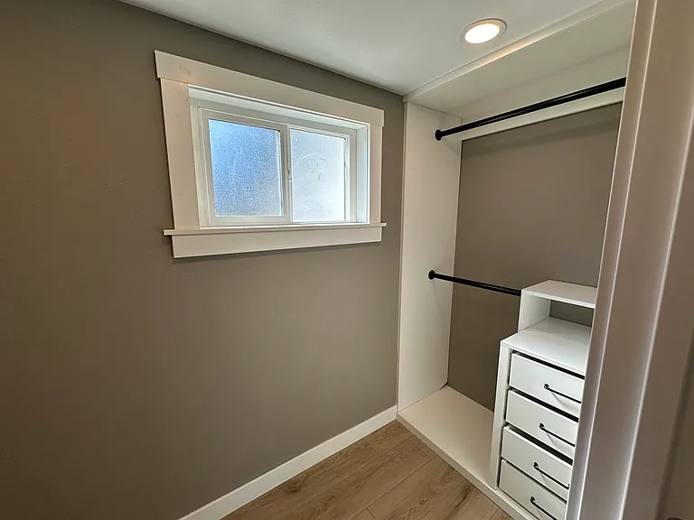 3803 Friday Ave — Photo 10