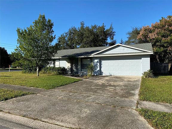2nd image of 340 Diane Ct
