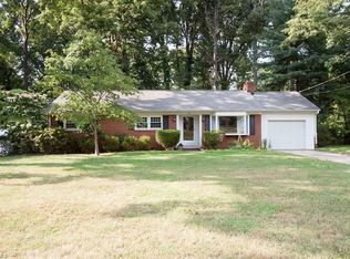 203 Kirk Rd, Greensboro, NC 27455