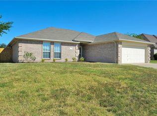 1120 Ben Dr, Burleson, TX 76028