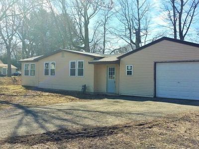 300 W 5th Ave, Reed City, MI, 49677