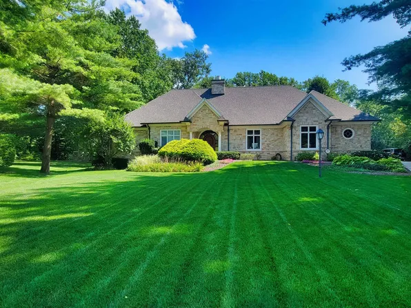 58900 River Forest Dr, Goshen, IN 46528