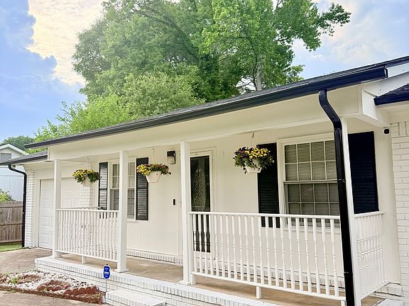 4th image of 6205 Fieldcrest Dr