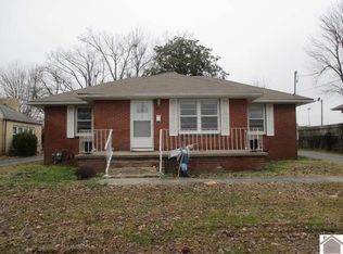 3153 Jackson St, Paducah, KY 42001