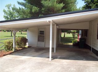818 S High St, Winchester, TN 37398