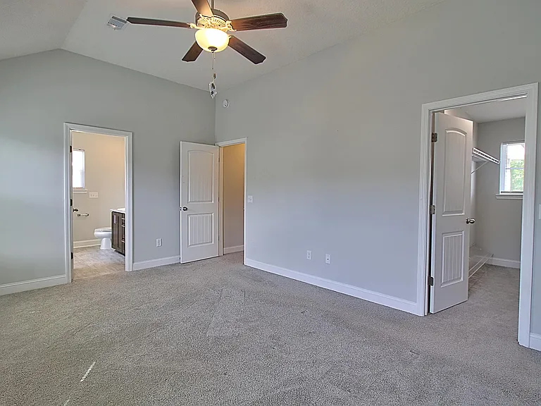 554 Fairview Cir — Photo 19
