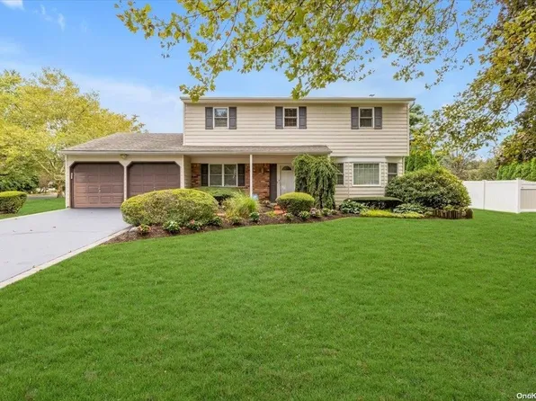 56 Verleye Avenue, East Northport, NY 11731