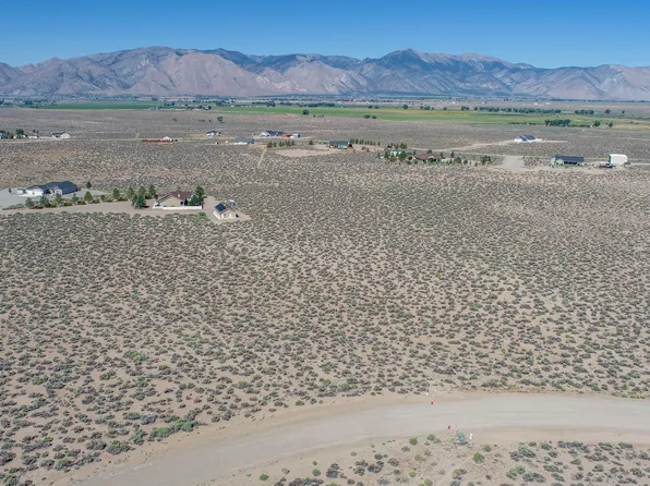 201 W Sierra View Dr, Smith, NV 89430