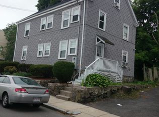 34 Avondale St, Dorchester Center, MA 02124