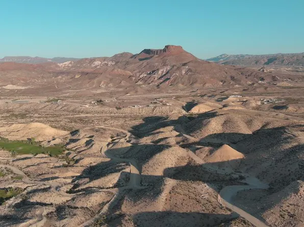 13 Las Montanas St, Terlingua, TX 79852