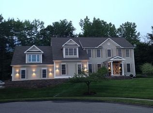 118 Chelsea Ct, Middletown, CT 06457