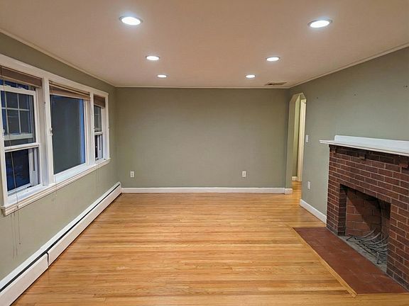 3rd image of 12 James St