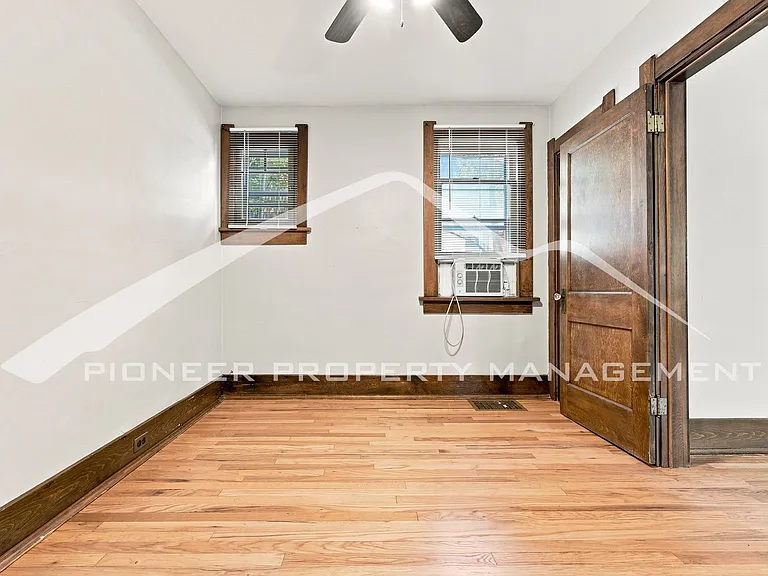 821 S Grant St — Photo 14