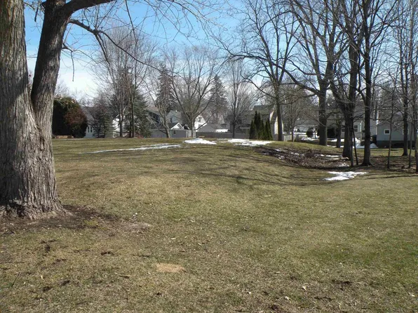 811 South Grove Street, Ripon, WI 54971