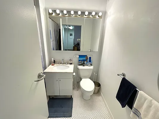 Sold by A Space Realty NY LLC | media 15