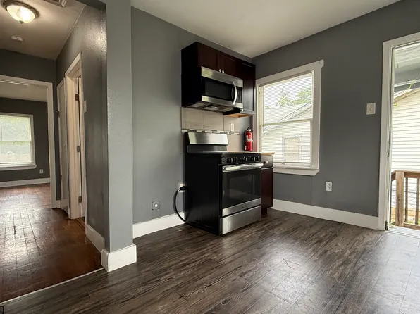 1106 Alametos, San Antonio, TX 78201