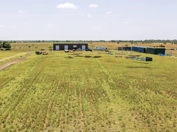 9135 Drachenberg Road, Beasley, TX 77417