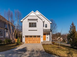 1811 Franklin Ave, Mc Lean, VA 22101