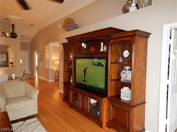 3rd image of 1920 Willow Bend Cir APT 201
