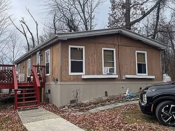 32 Abraham Joseph Cir, Middletown, NY 10940