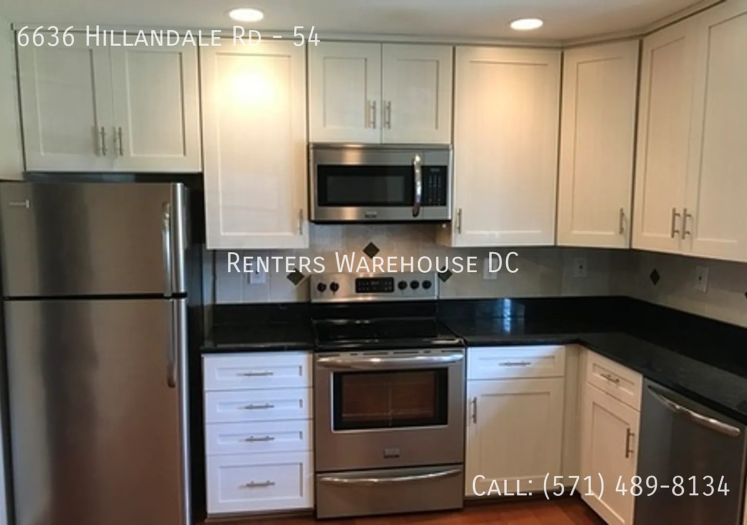 Charming 3Bd/2bth TH in sought after Kenwood Forest! — Photo 2