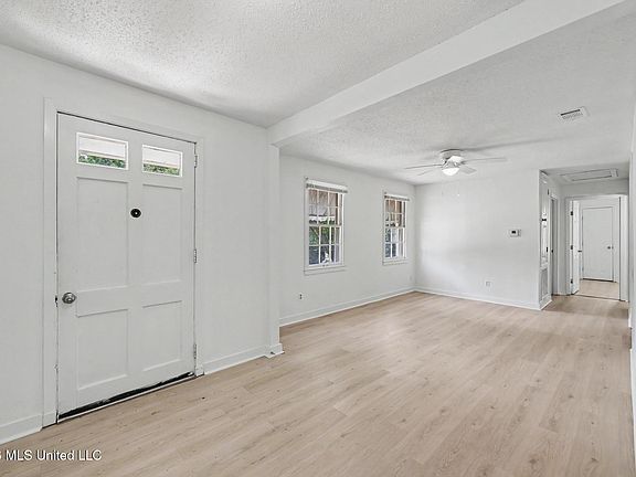 2nd image of 341 East Dr