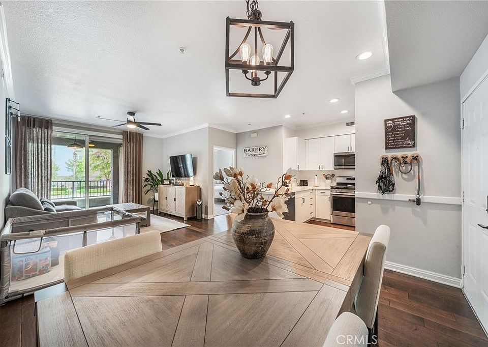 1st image of 1801 E Katella Ave APT 2133